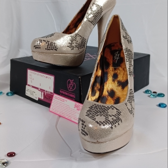 YRU Silver Sequin Women's Platform Heels - Picture 11 of 11